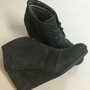 Toms Desert Wedge Booties in Castlerock Grey Suede